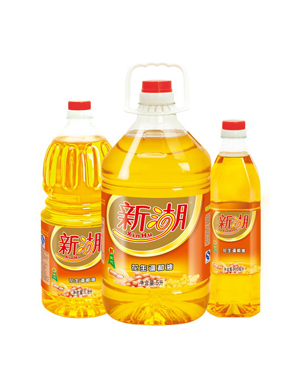 食用油灌裝機(jī)回首艱苦過(guò)去，展望美好未來(lái)